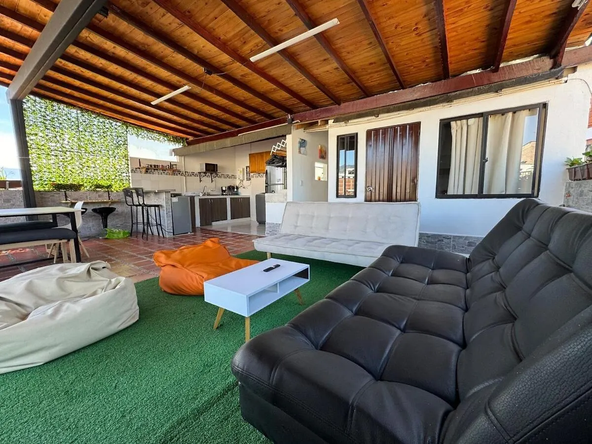 Apartamento Duplex Con Terraza Privada Cerca Estadio Atanasio Girardot Medellín