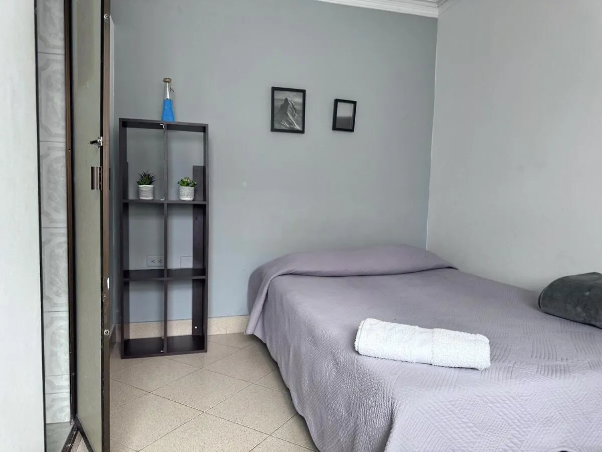 Apartamento Duplex Con Terraza Privada Cerca Estadio Atanasio Girardot Medellín Colombia