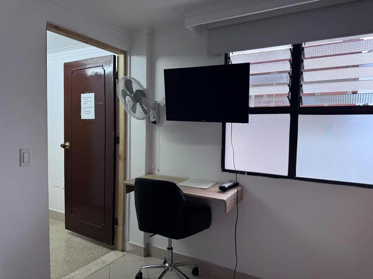 Apartamento Duplex Con Terraza Privada Cerca Estadio Atanasio Girardot Medellín