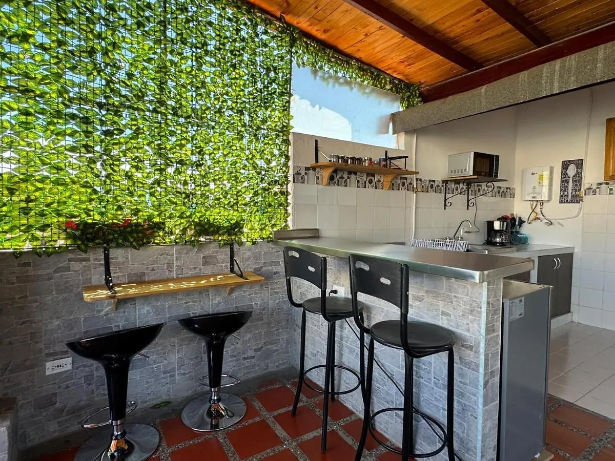 Apartamento Duplex Con Terraza Privada Cerca Estadio Atanasio Girardot Medellín