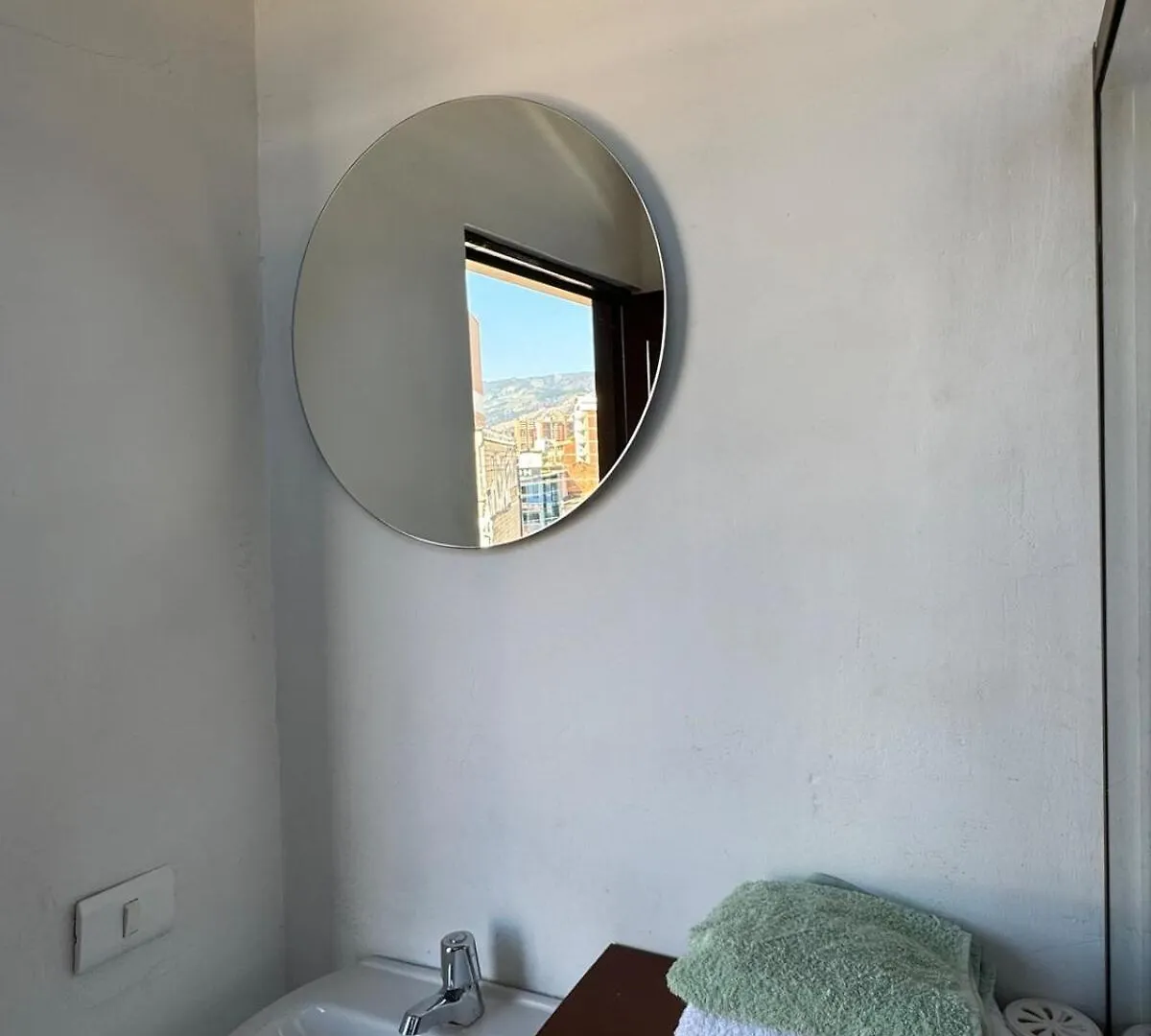 Apartamento Duplex Con Terraza Privada Cerca Estadio Atanasio Girardot Medellín 0*,  Colombia