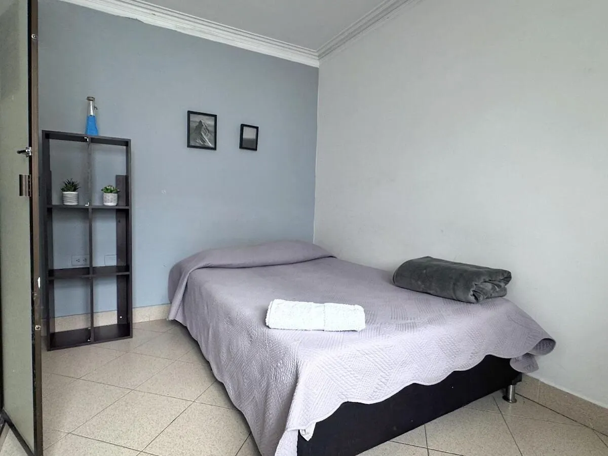 Apartamento Duplex Con Terraza Privada Cerca Estadio Atanasio Girardot Medellín 0*,  Colombia