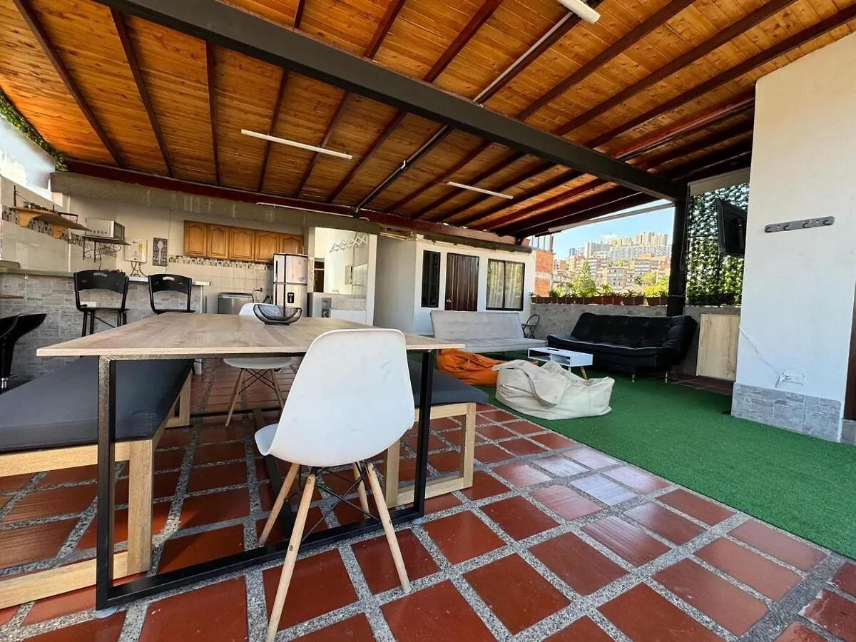 Apartman Apartamento Duplex Con Terraza Privada Cerca Estadio Atanasio Girardot Medellín